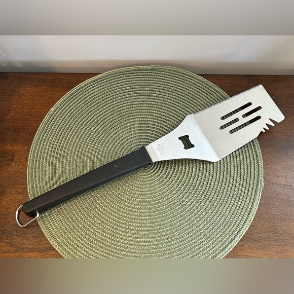 The Pampered Chef Other - The Pampered Chef Bar-B-Boss Grilling Spatula Multi Tool No Cover. In VGUC.